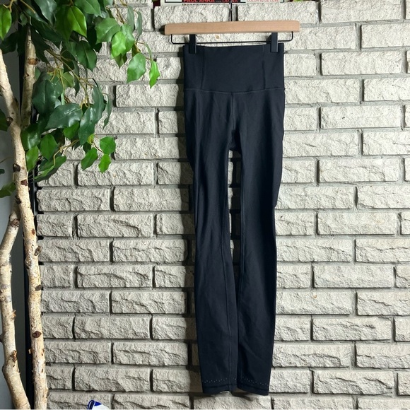 Lululemon Zoned In Tight *27" Black (First Release) - Picture 2 of 9
